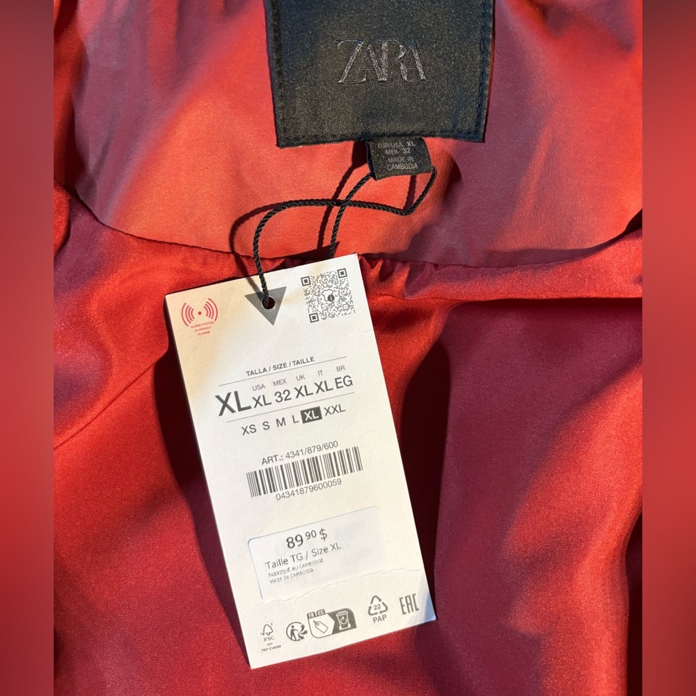 ZARA NWT Waxed Red Barn Jacket With Contrasting Black Collar in Sz XL - Picture 8 of 11